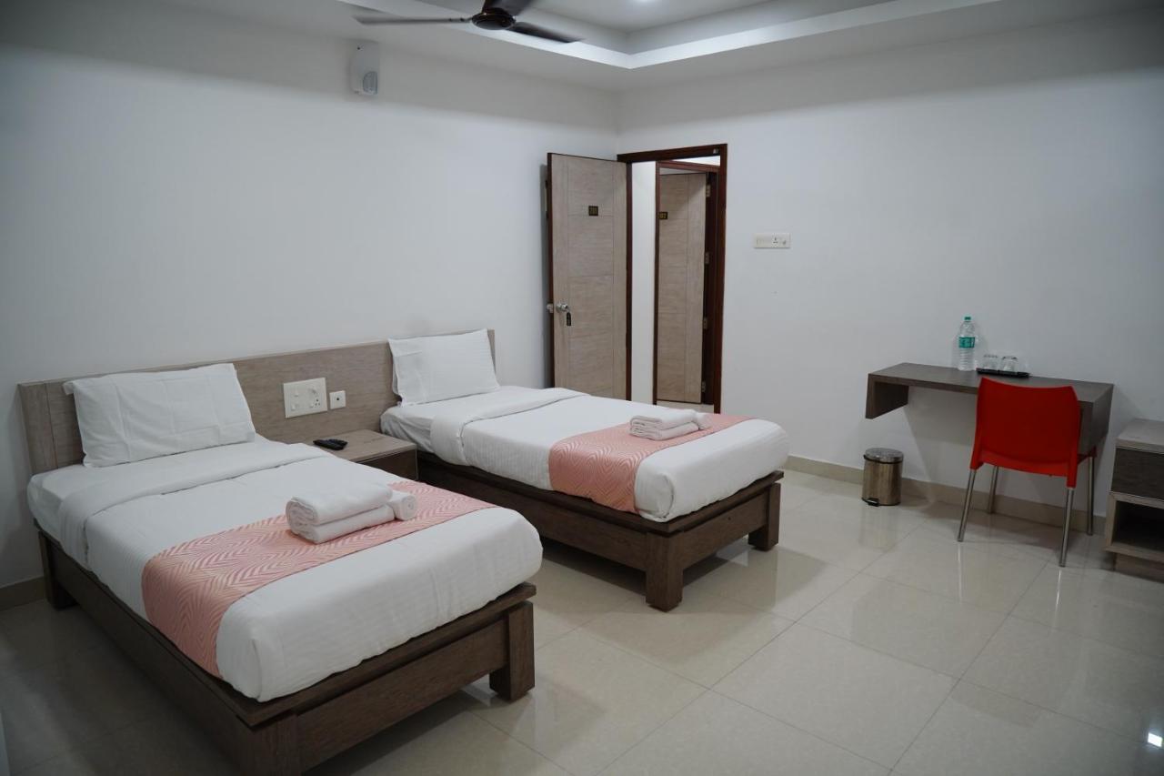Chandra Inn Коллам Экстерьер фото